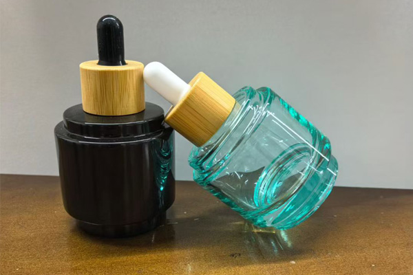 Essential oil bottle cap