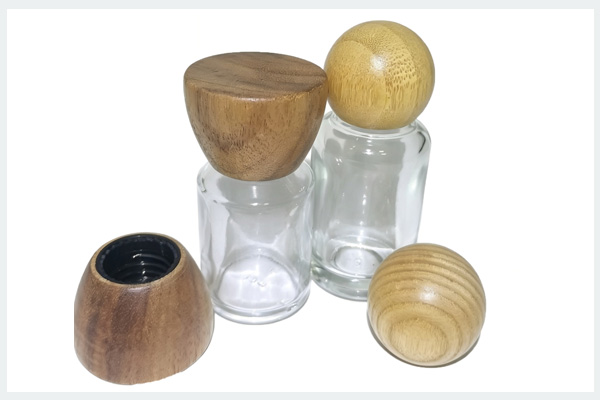 Perfume bamboo and wood cap
