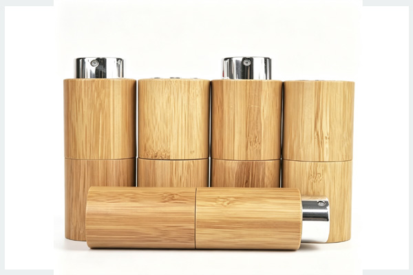 Bamboo perfume spray bottle